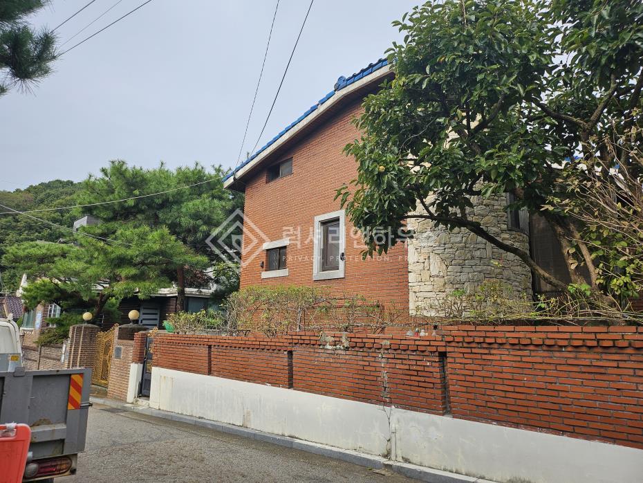 LX-217583